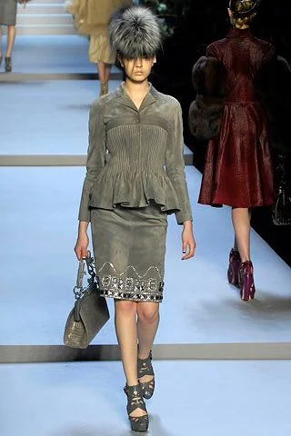 Look 13